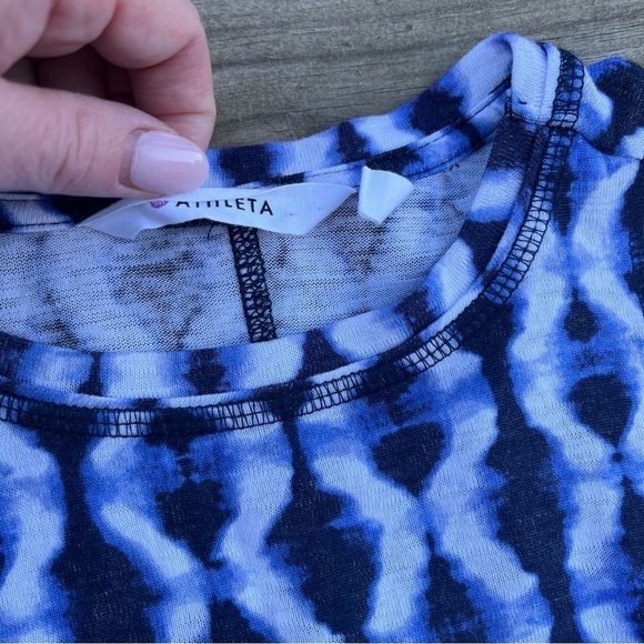 Athleta Blue Breezy Print Tie Dye Tank Top Size XXS - Picture 9 of 11